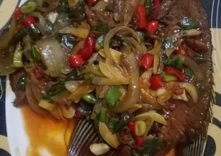 Photo Spicy Sweet And Sour Gurame Recipe Ambon